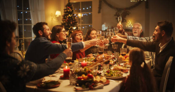 Heb jij lastige familie? Met deze tips maak je van het kerstdiner alsnog een succes! thumbnail