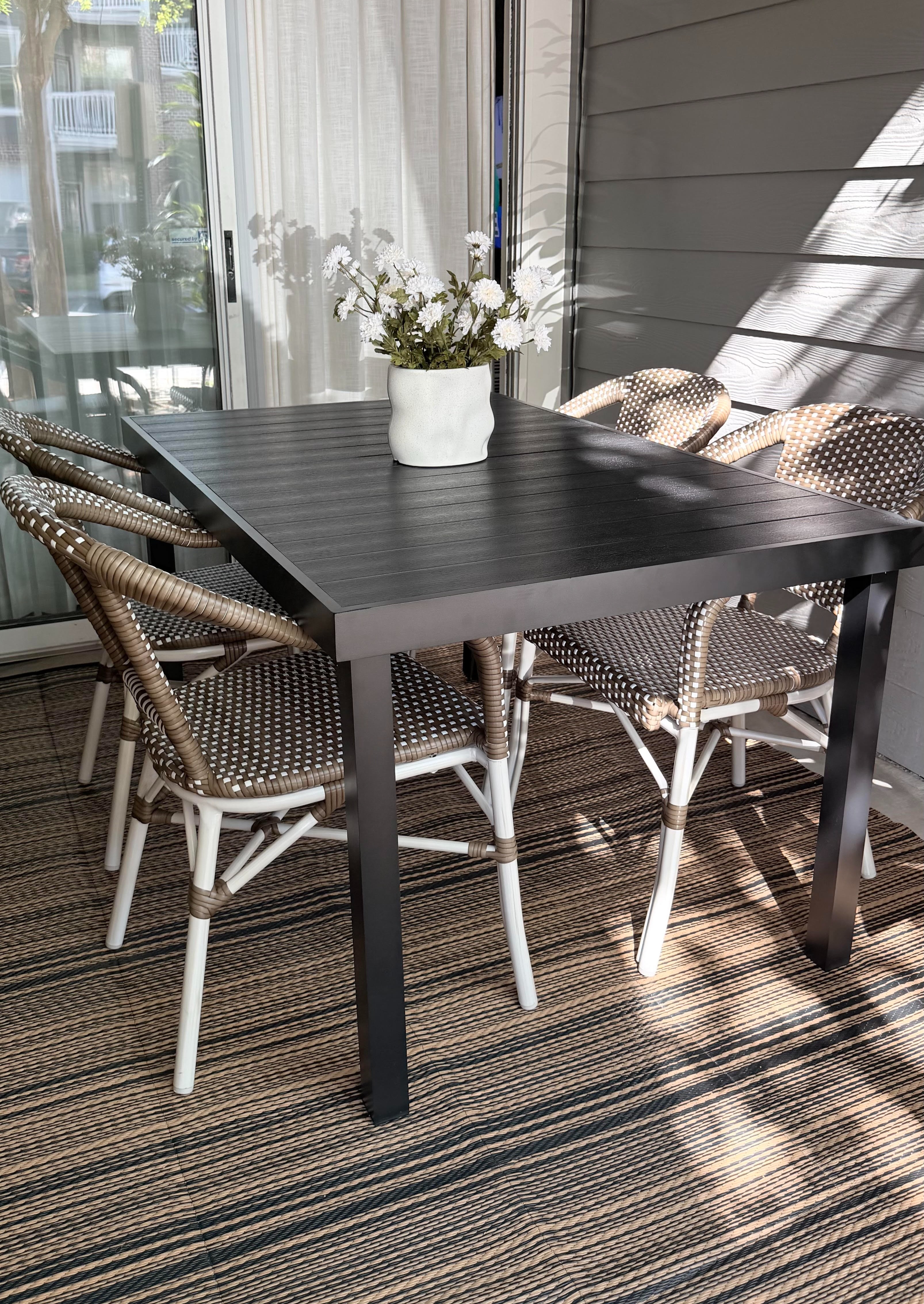 AOSOM Mesa Para Patio thumbnail