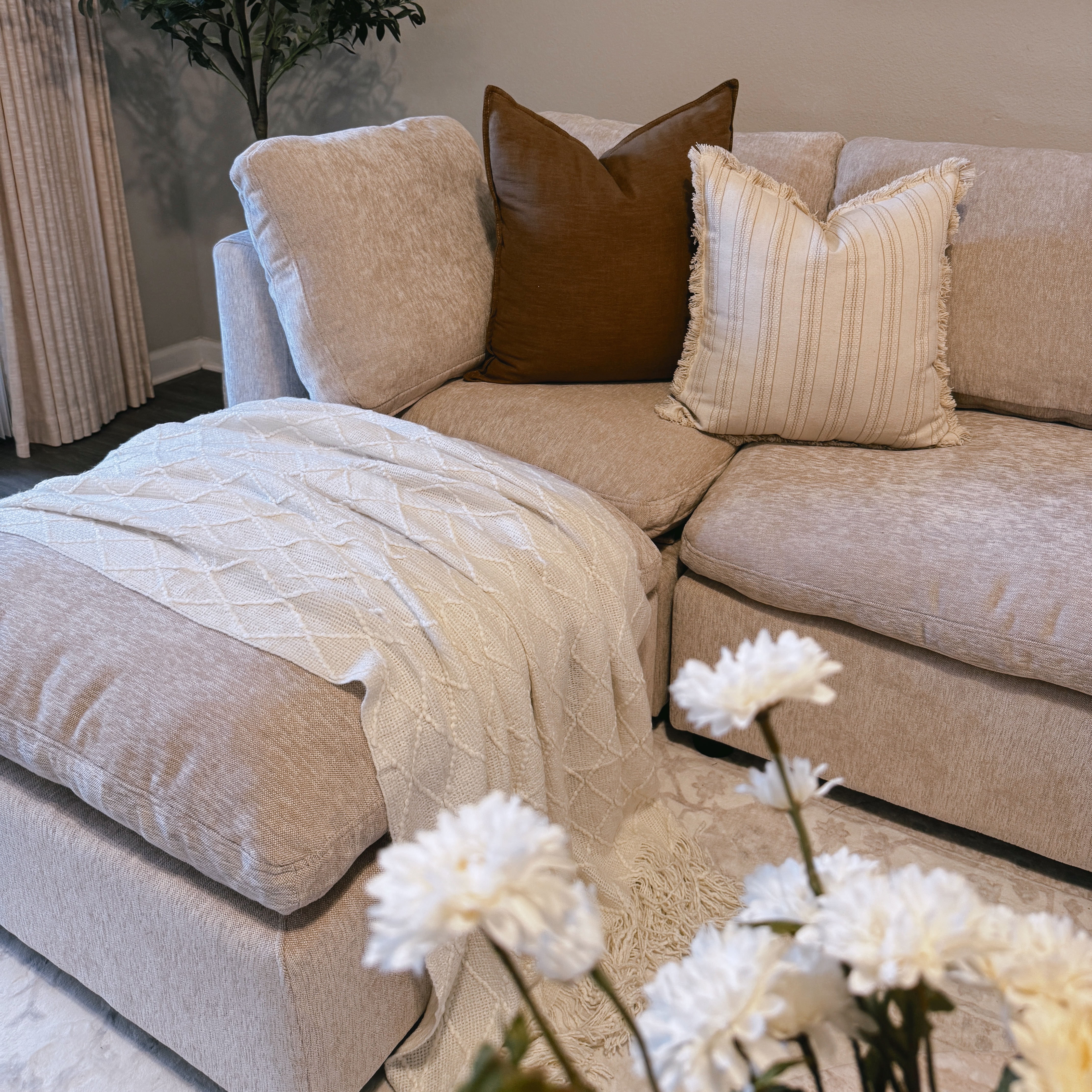 VANOMI Sofa Modular thumbnail