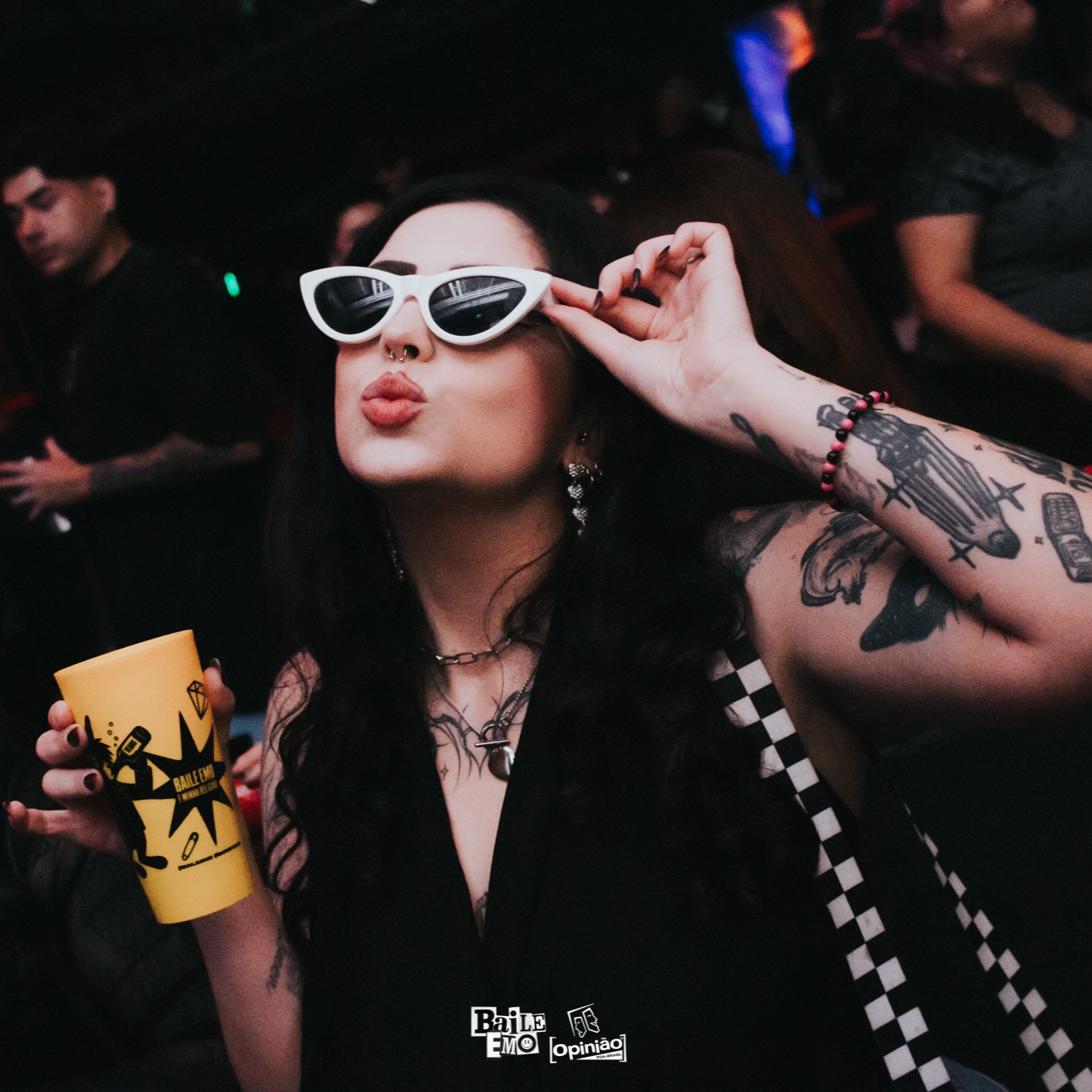 FOTOS CAROL HELM thumbnail