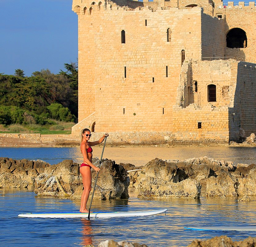 Regular sporting activities on land and on the catamaran to get fit and in shape, SUP, yoga, jogging, diving thumbnail