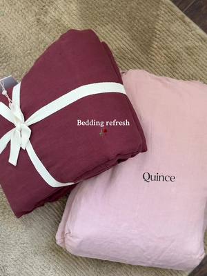 Wanted something bold this week 🤌🏽🍷🥀linen bedding refresh of my dreams use my code INFG-25 VICKYCALIXTE10 to get 10% off