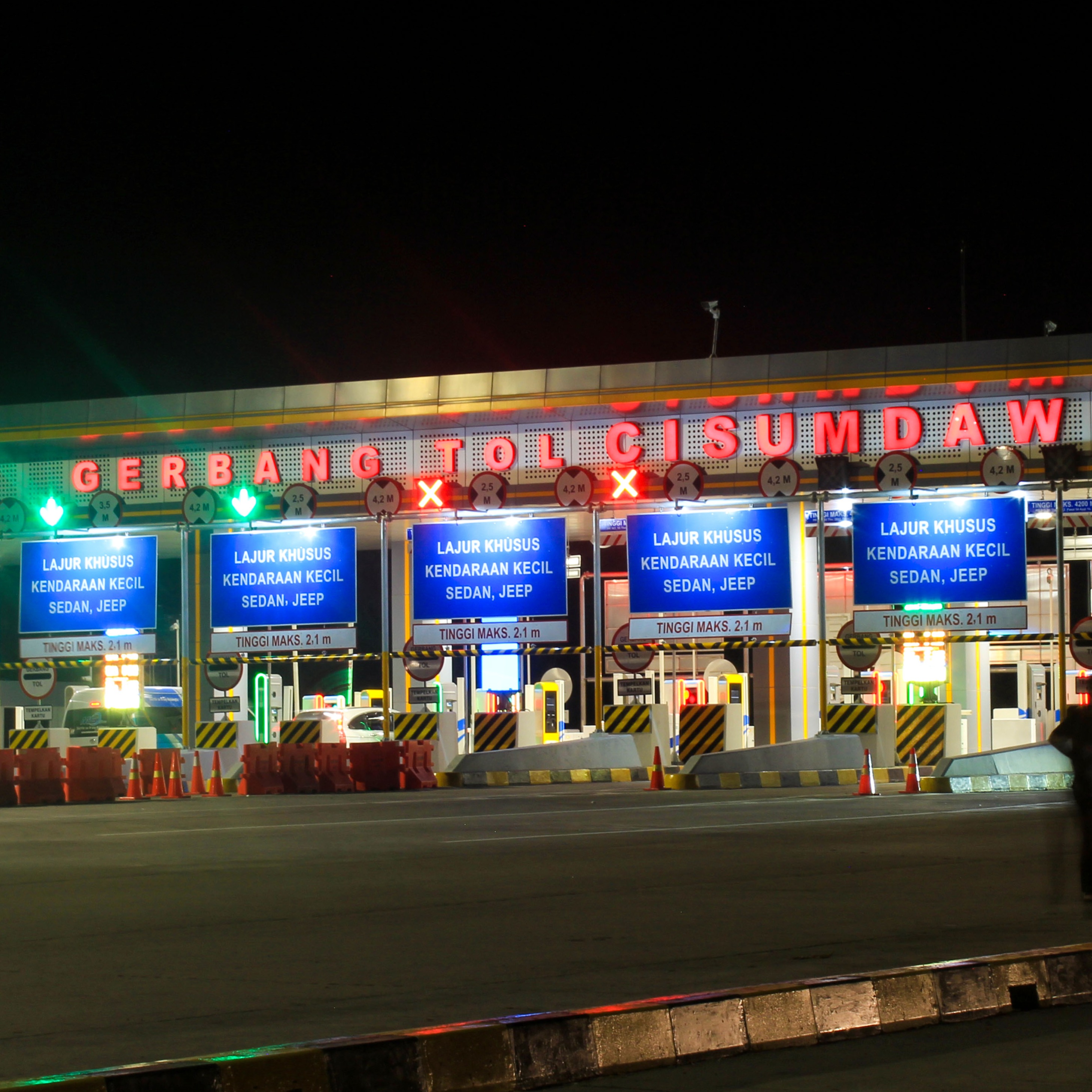 Gerbang Tol Cisumdawu thumbnail