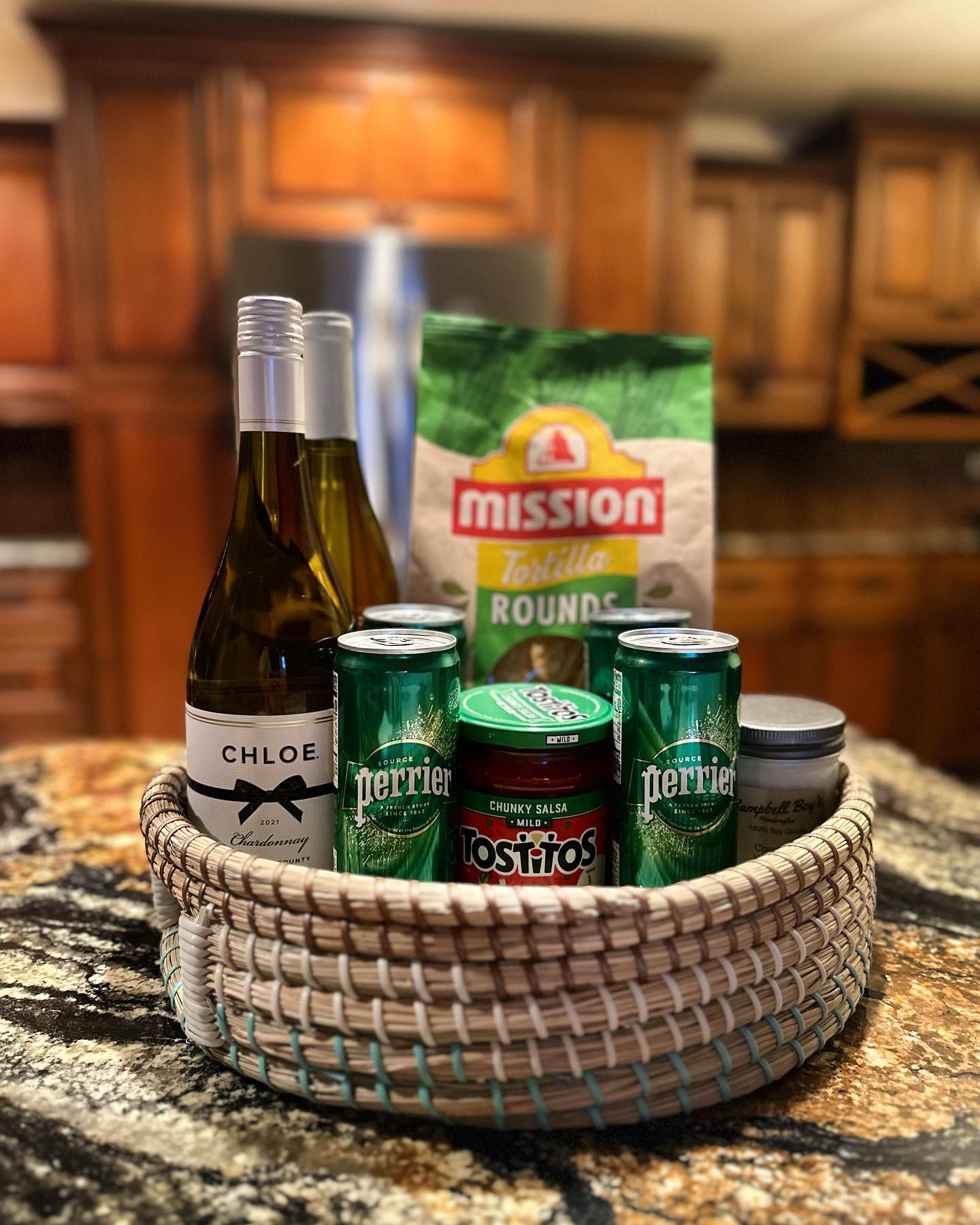 Part of our 5⭐️ experience is the personalized gift basket our guests receive upon arrival. 🧺 

We understand you are of