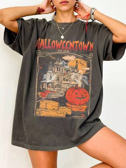INAWLY Women's Halloween Castle Town Pumpkin Graphic Casual Round Neck Short Sleeve T-Shirt thumbnail