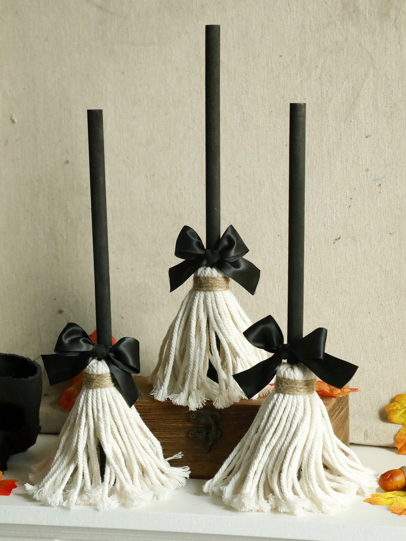 1pc/3pcs Halloween Witch Broom Home Decoration Ornaments, Mini Broom With Black Ribbon And Jute Decoration, Halloween Festival Style Desktop Ornaments, Suitable For Halloween Party, Mantel, Fireplace And Interior Decoration, Room Decoration, Bedroom Decoration, Holiday Party Gift Decoration Halloween Decor thumbnail