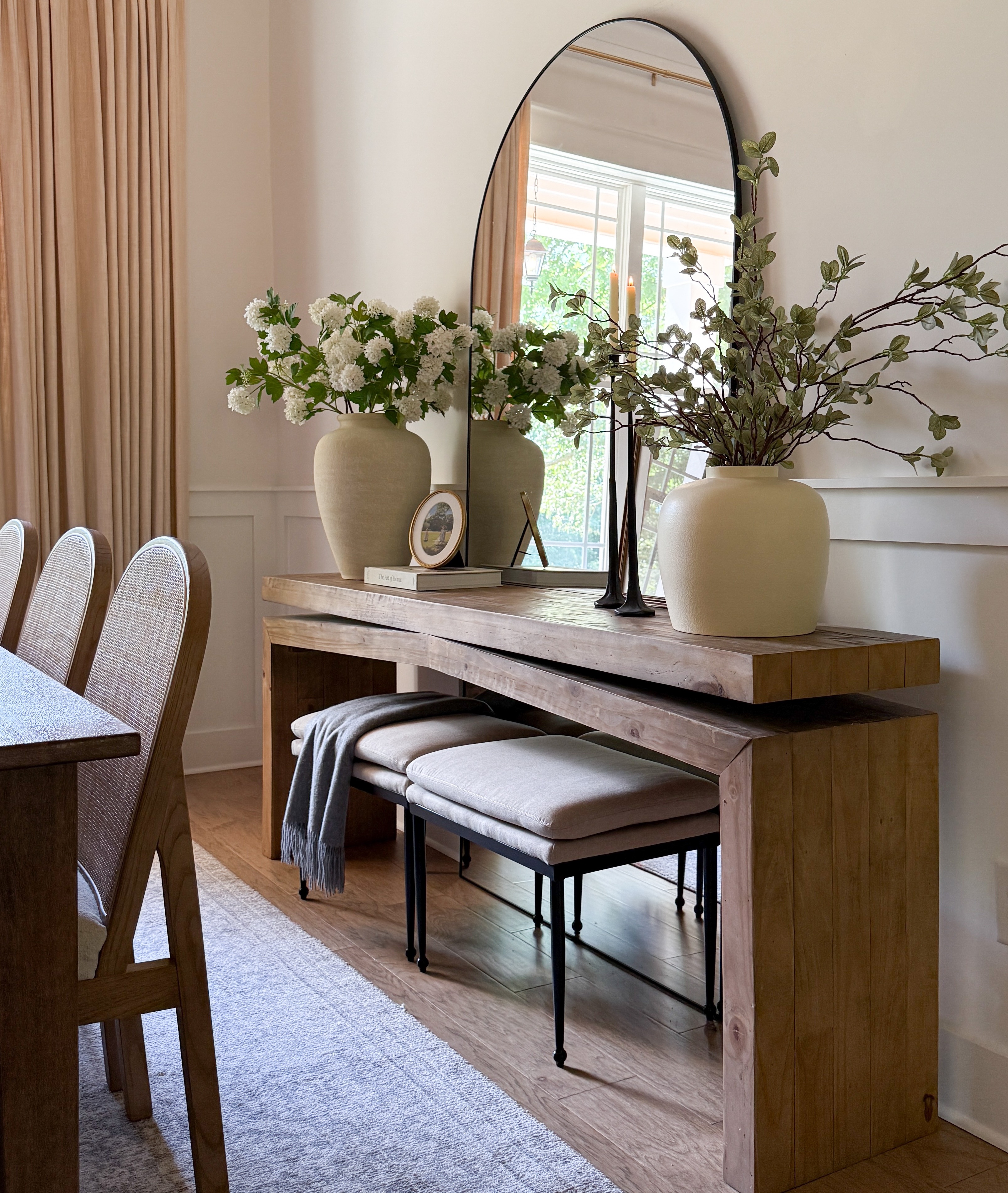 Henn Console Table thumbnail