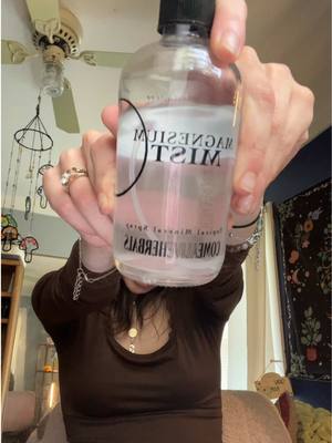 this stuff has actually been life changing i'll never get over it #magnesium #magnesiumspray #magnesiumbenefits #lifehac