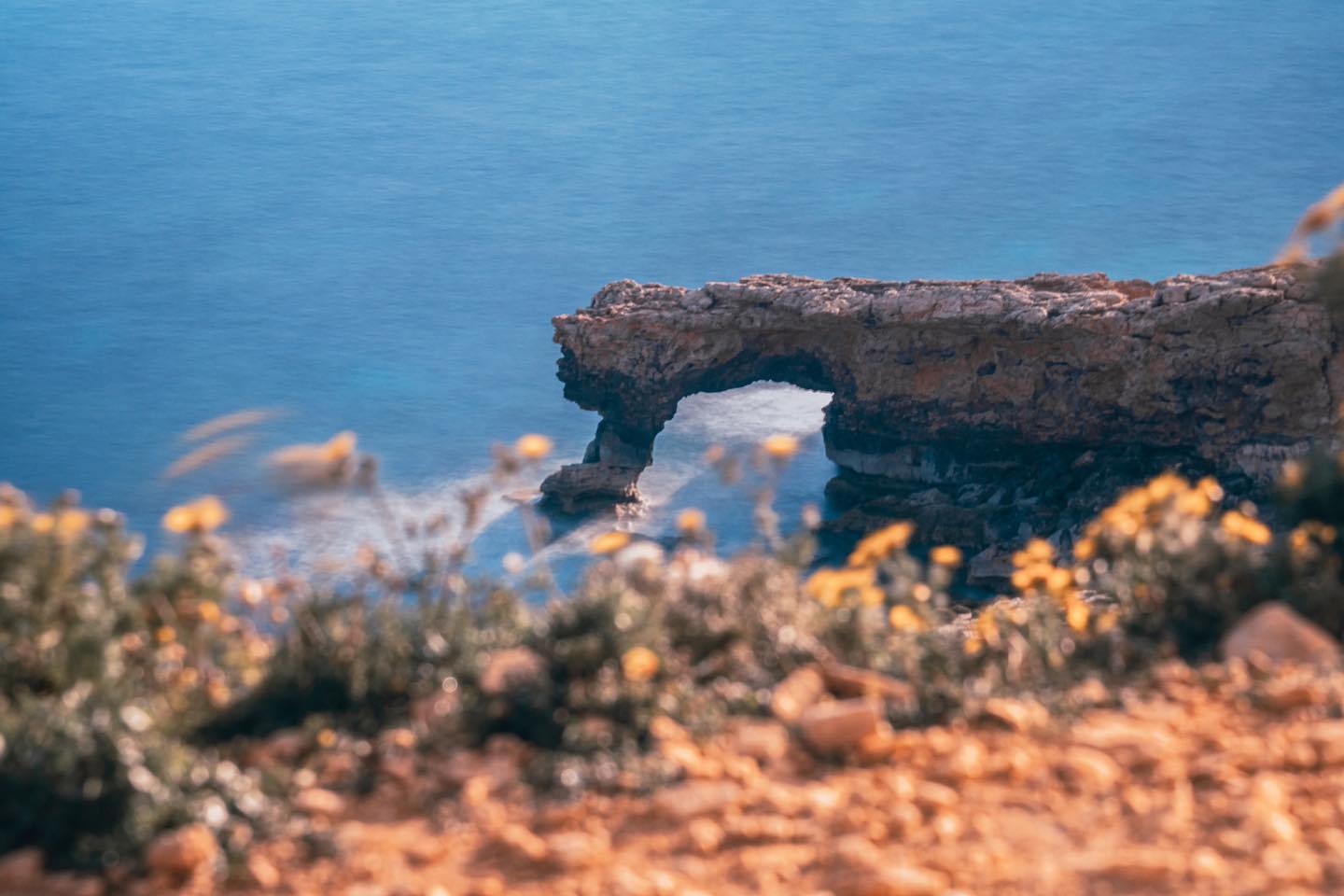 Enjoy this dreamy long exposure shot of this low budget Azure Window (Ras il-Hamrija)
.
.
.
.
#photography #landscape #a