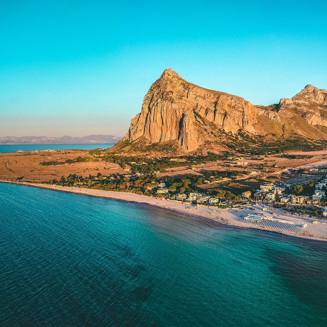Swipe pt. 2 dudes and dudettes 👉👉
.
.
.
.
.
#photography #dronephotography #dji #djimavicpro2 #djimavic #panorama #sicil
