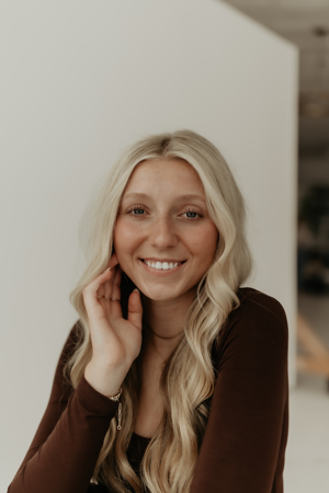 BOOK WITH KAITLIN  thumbnail