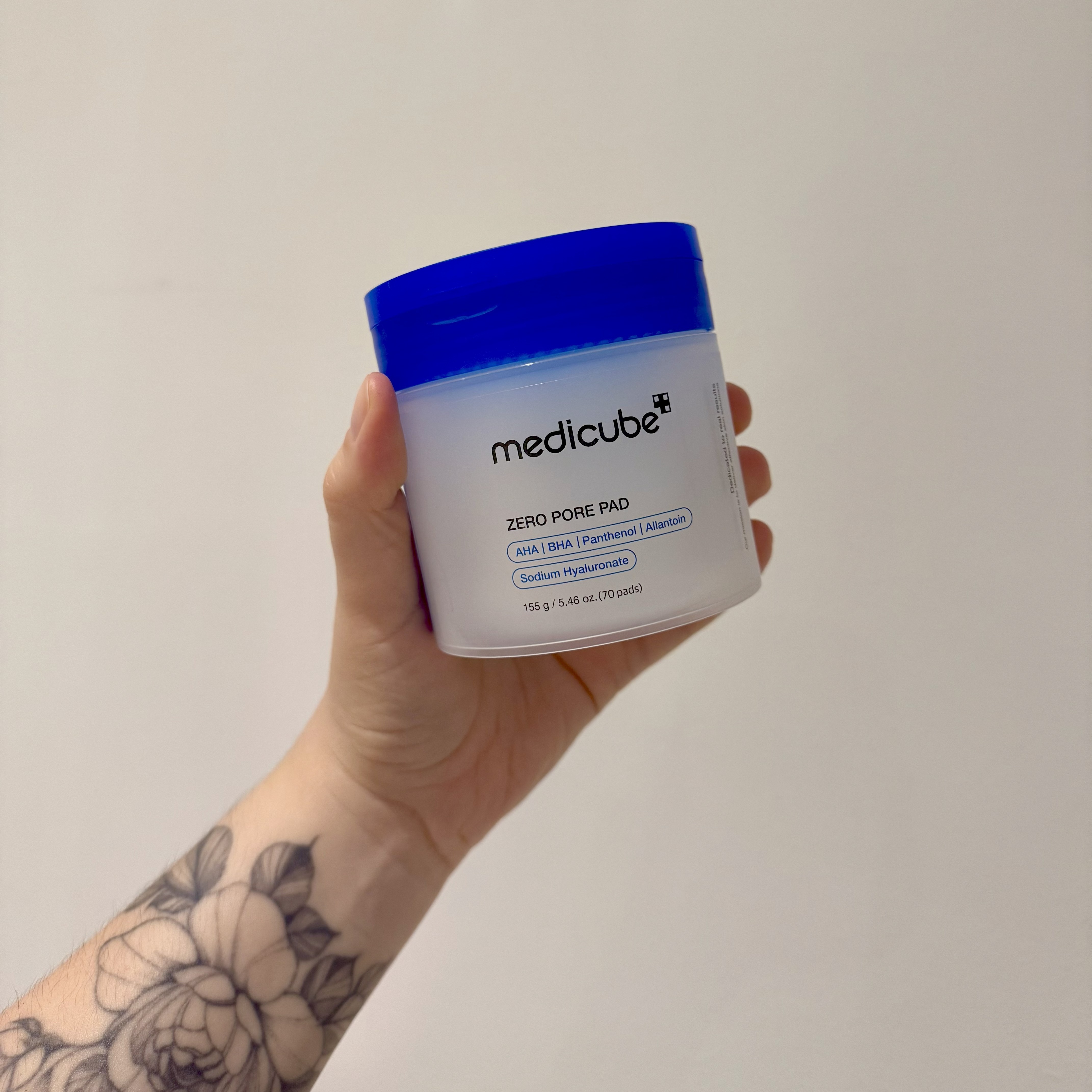 Zero Pore Pad 2.0 - Medicube thumbnail