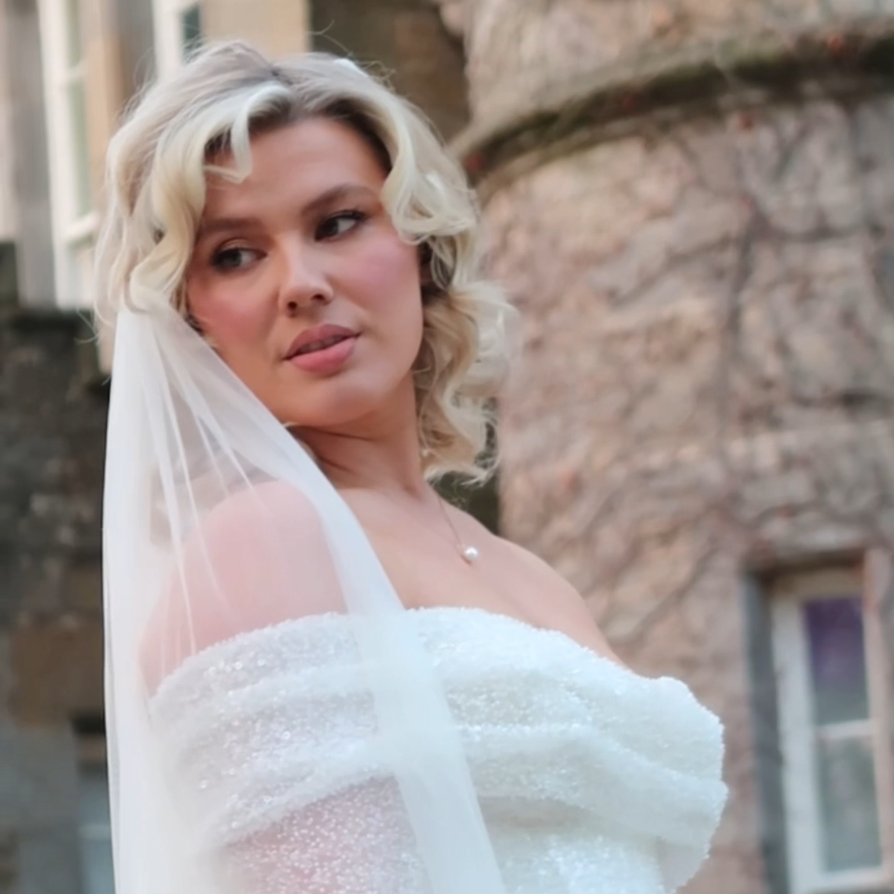 ENQUIRE WITH US FOR YOUR WEDDING thumbnail