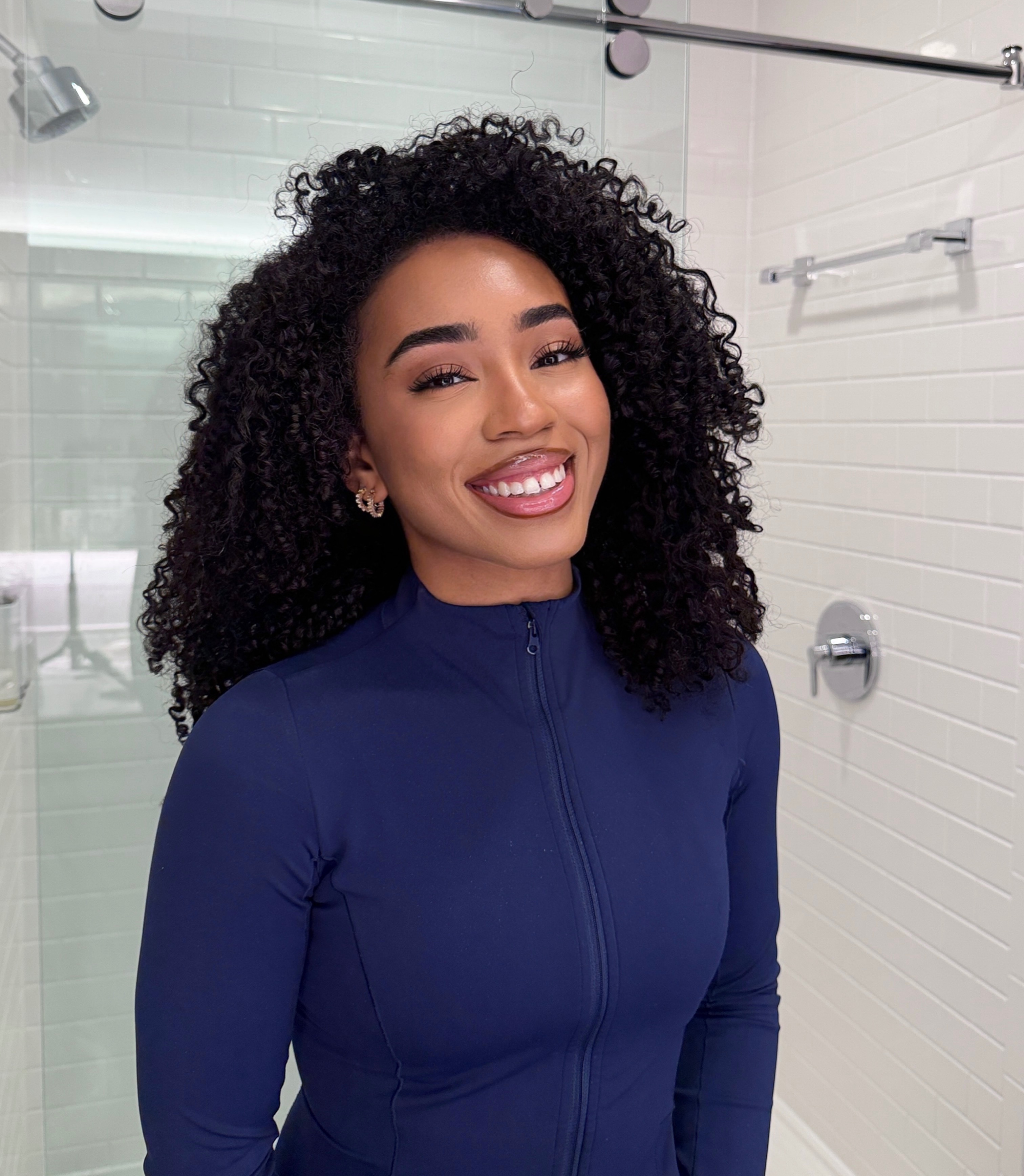 Crest 3DWhitestrips thumbnail