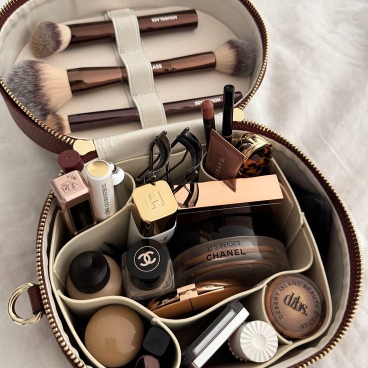 my make up essentials  thumbnail