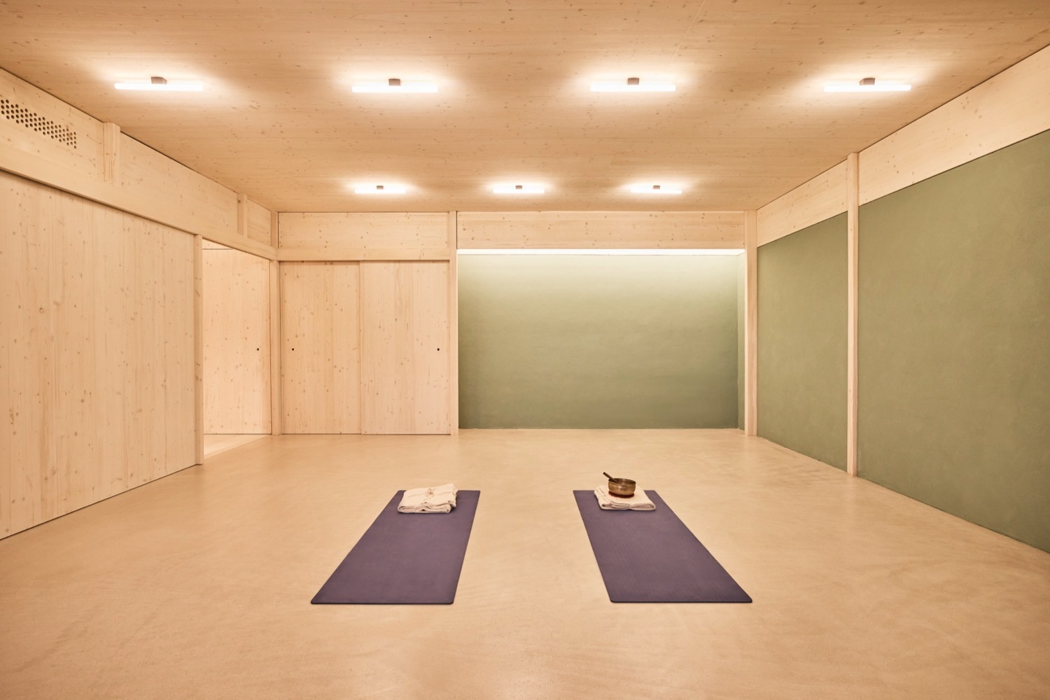 Vom Bauernhof zum Yogazentrum thumbnail