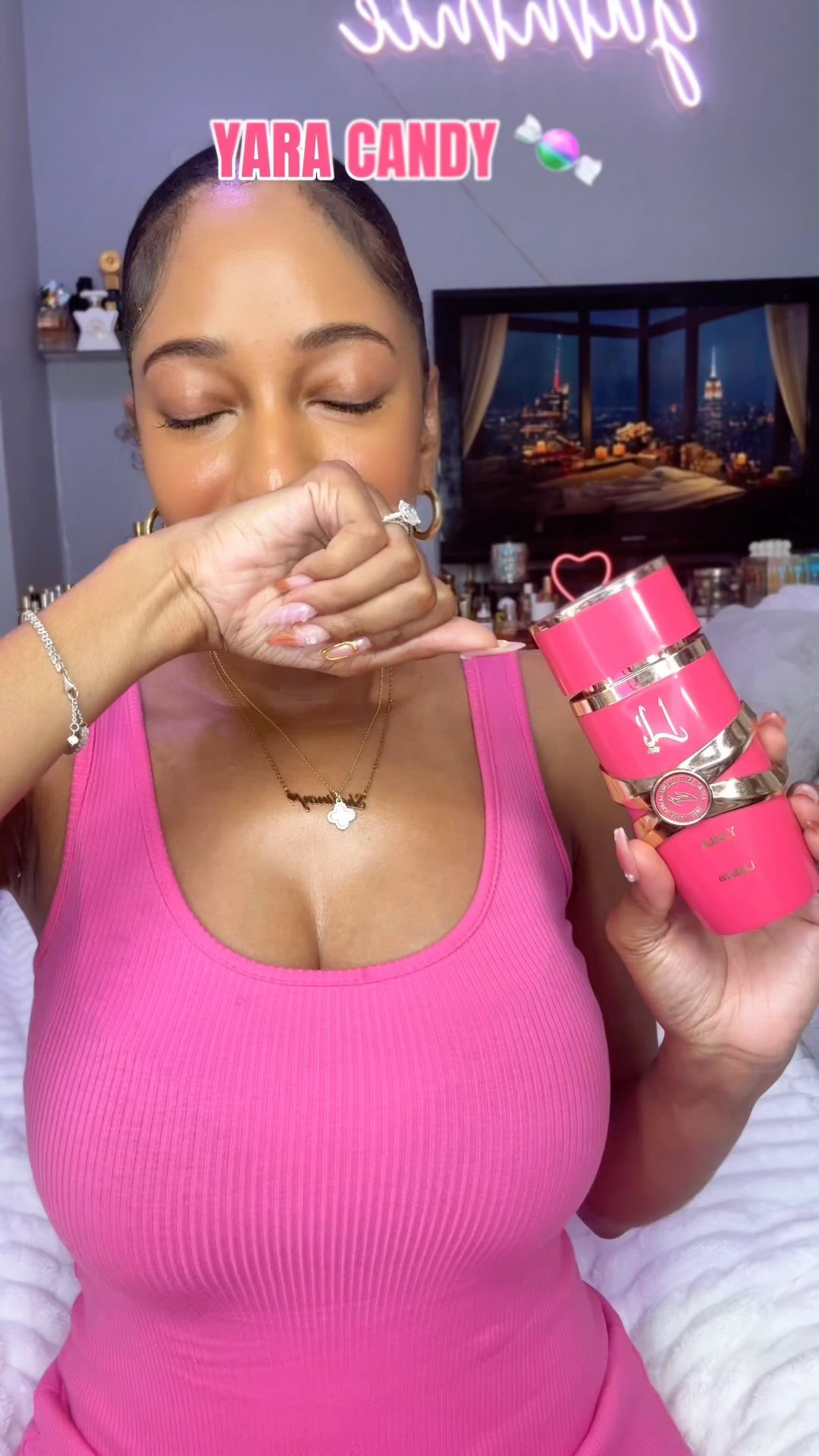 yara candy 🍬🍓😍 the OG yara is my baby so i definitely had high expectations. girl this smells sooooo good!!! & she’s aff