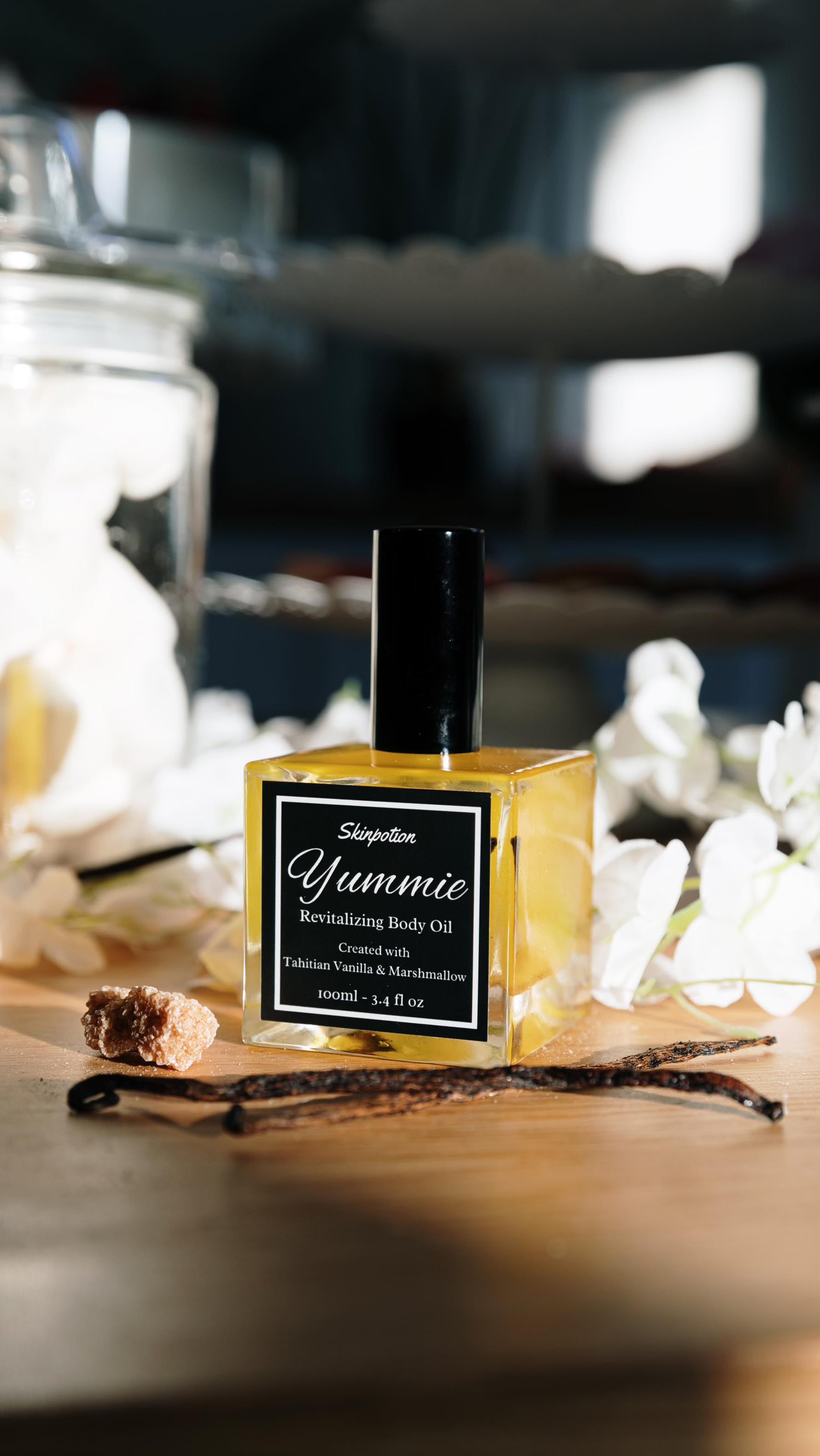 Introducing a new collection in collaboration with the gourmand Queen herself, Yummie! 

Experience the creamy and fluff
