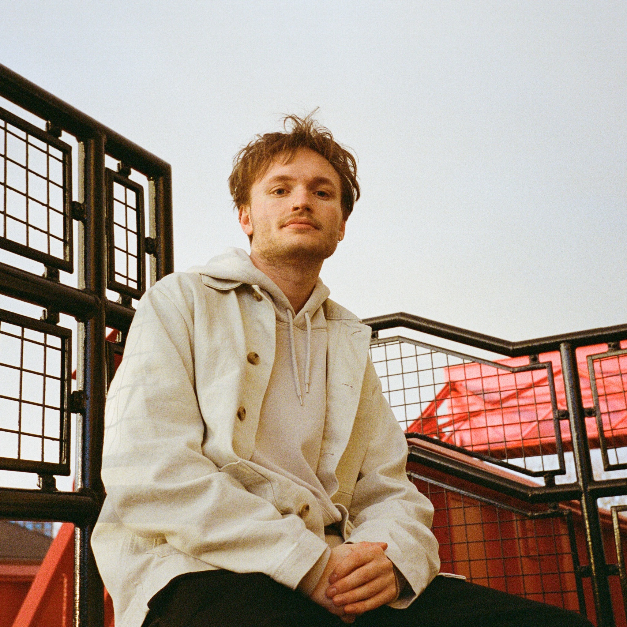 Inflyte Label Mates Interview - n_o (Manual Smiles) thumbnail