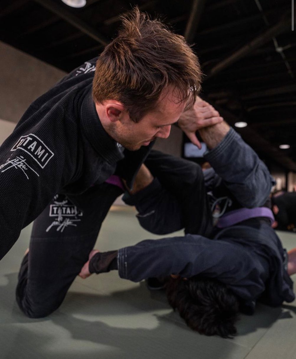 Training with @seanpdave at @artistabjj 

📸 - @_felixgarcia