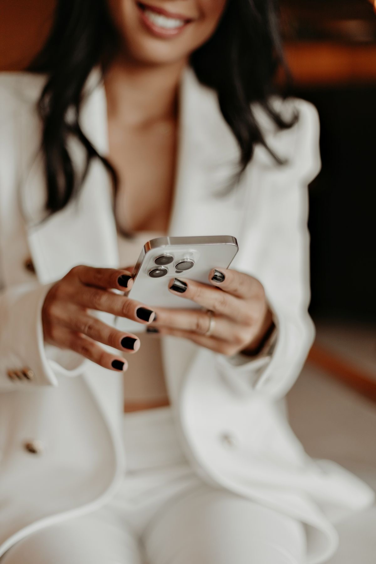 FALE COMIGO AQUI  thumbnail