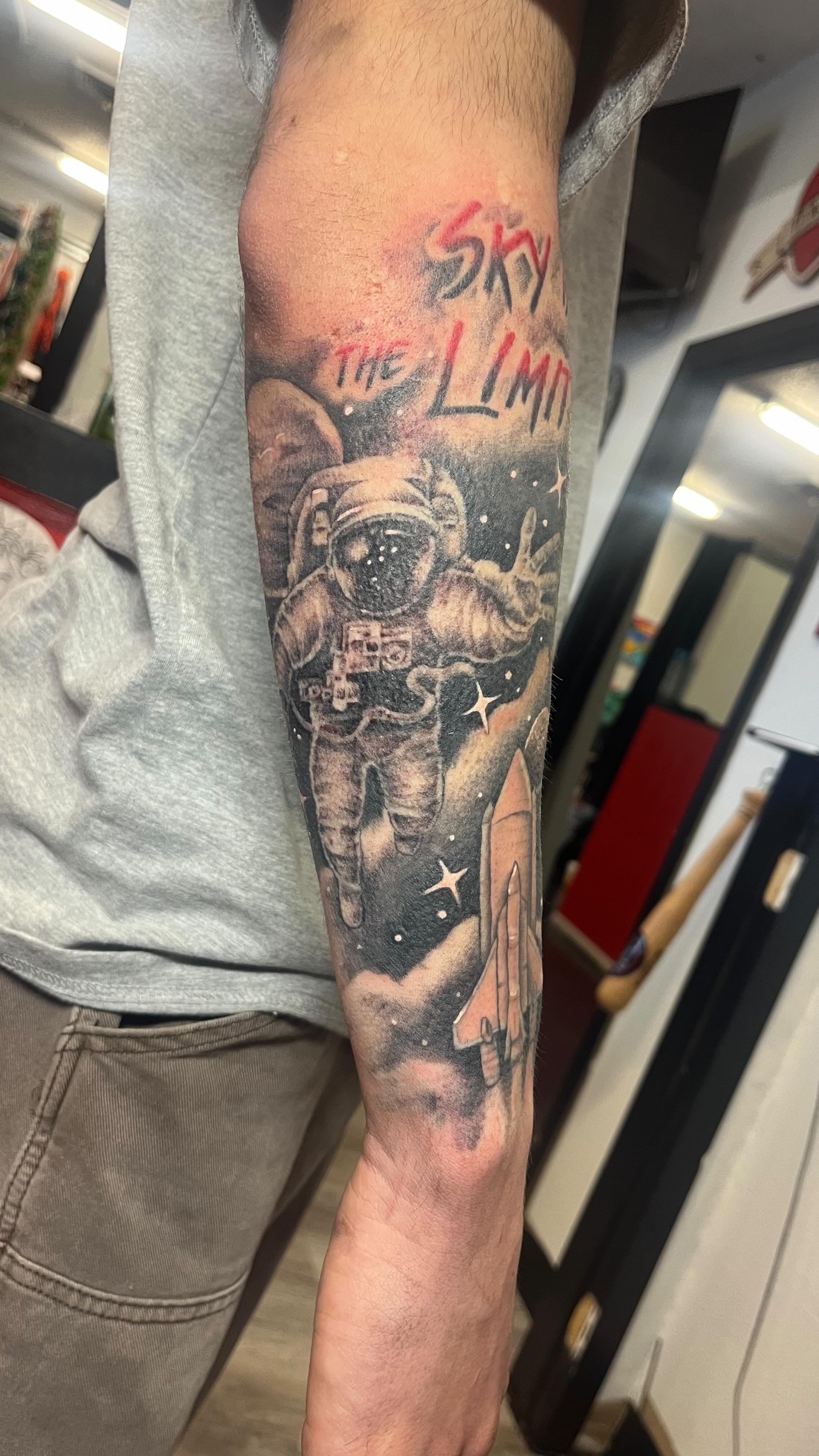 Badass space tattoo to tie in a half sleeve! 🪐🚀👨‍🚀🌖