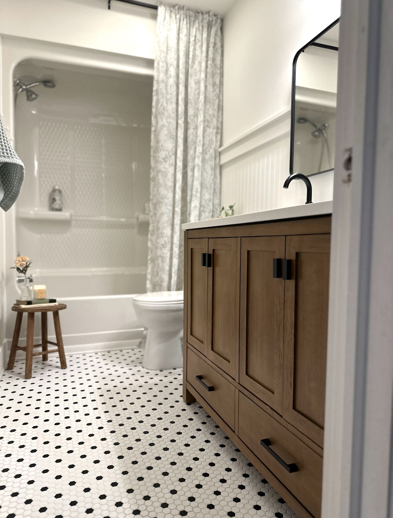 Guest Bathroom  thumbnail