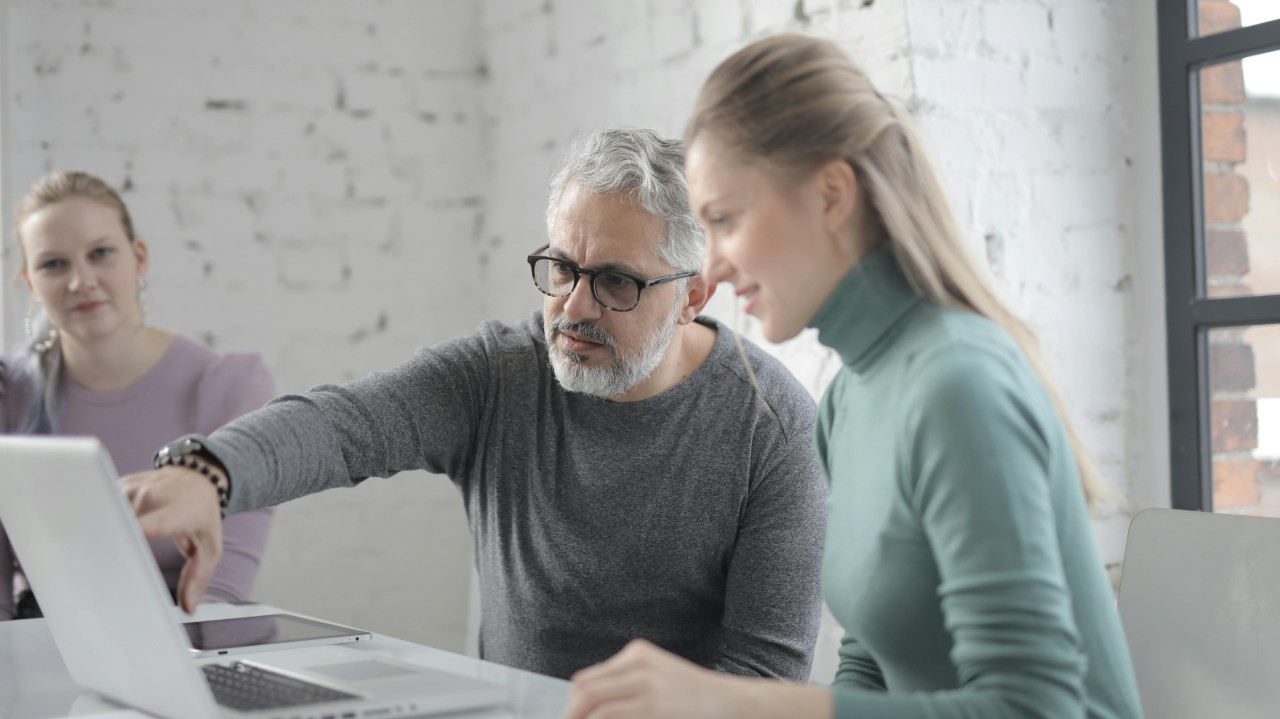 Liderar com sentido: quando estratégia, cultura e propósito caminham juntos thumbnail