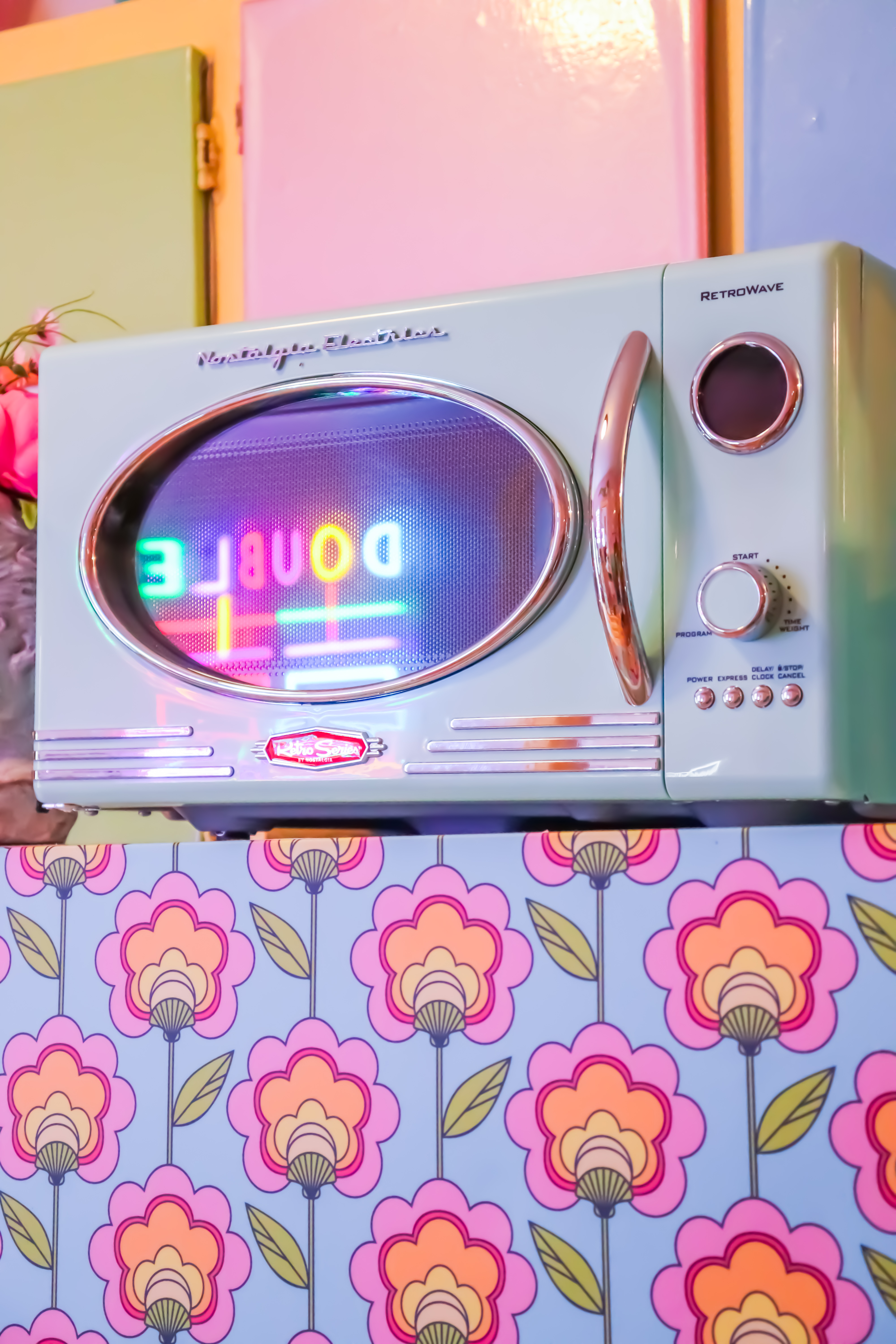 ✨ Nostalgia Microwave  thumbnail