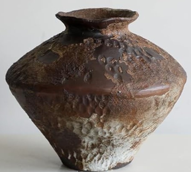 Rusty Ceramic Vase thumbnail