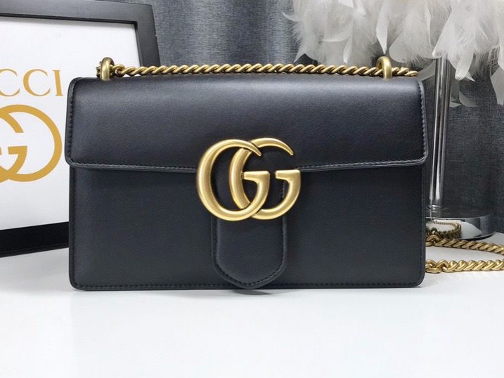 Gucci Chain Flap thumbnail