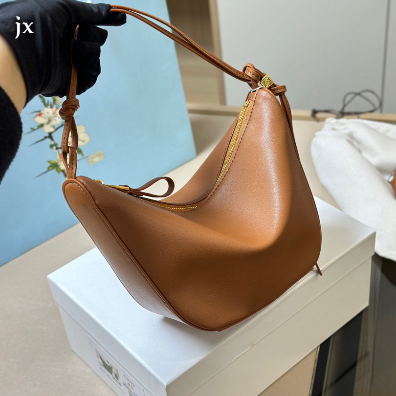 Loewe  thumbnail