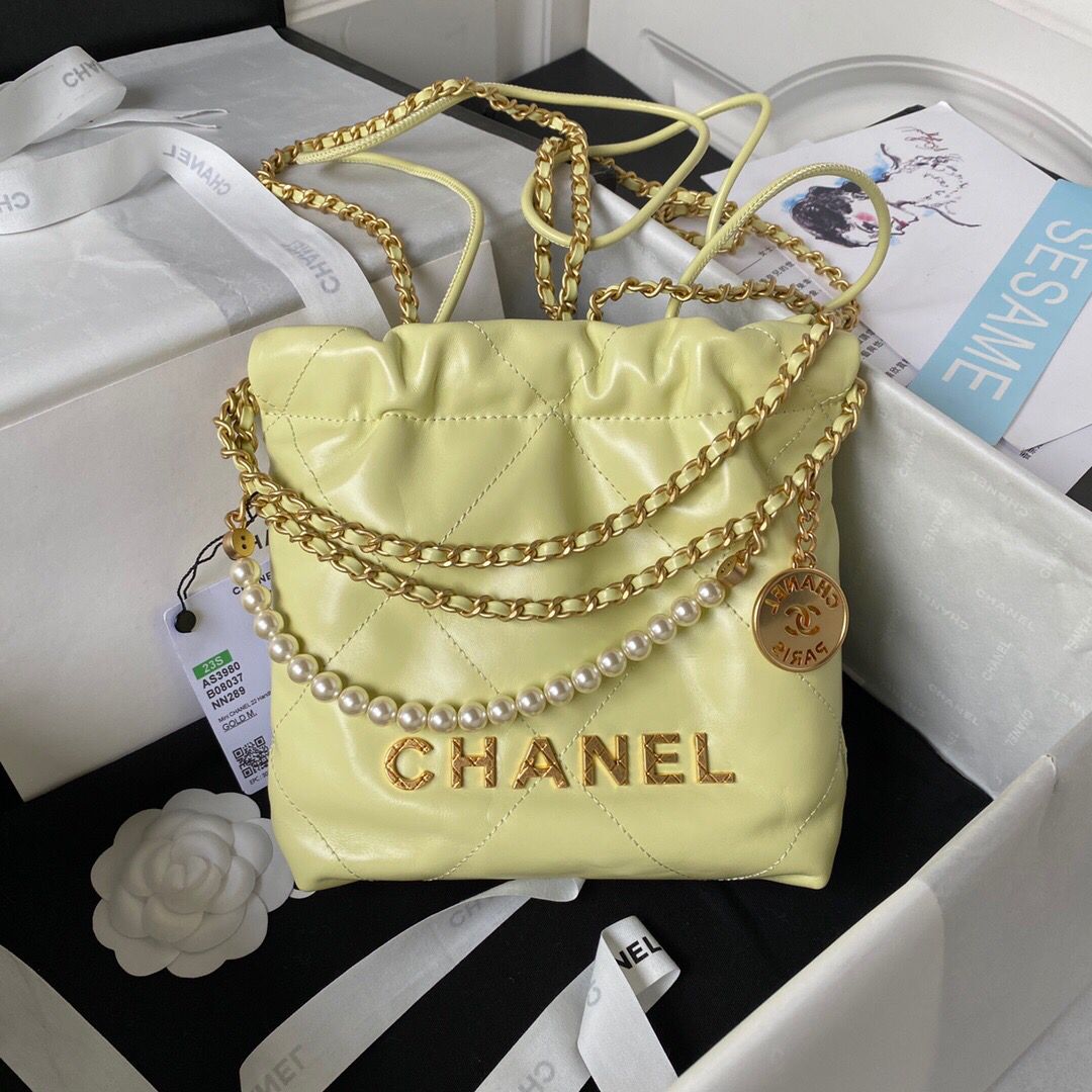 CC Chain bucket w/pearls  thumbnail