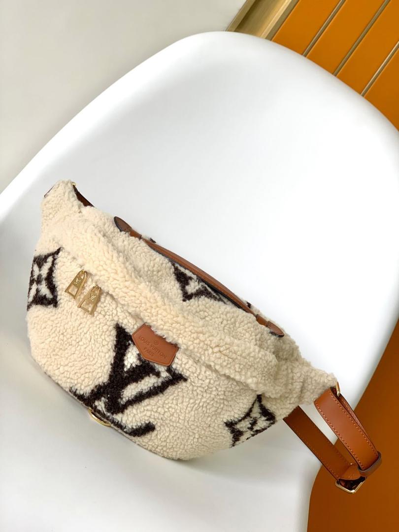 LV Sherpa Bum Bag  thumbnail