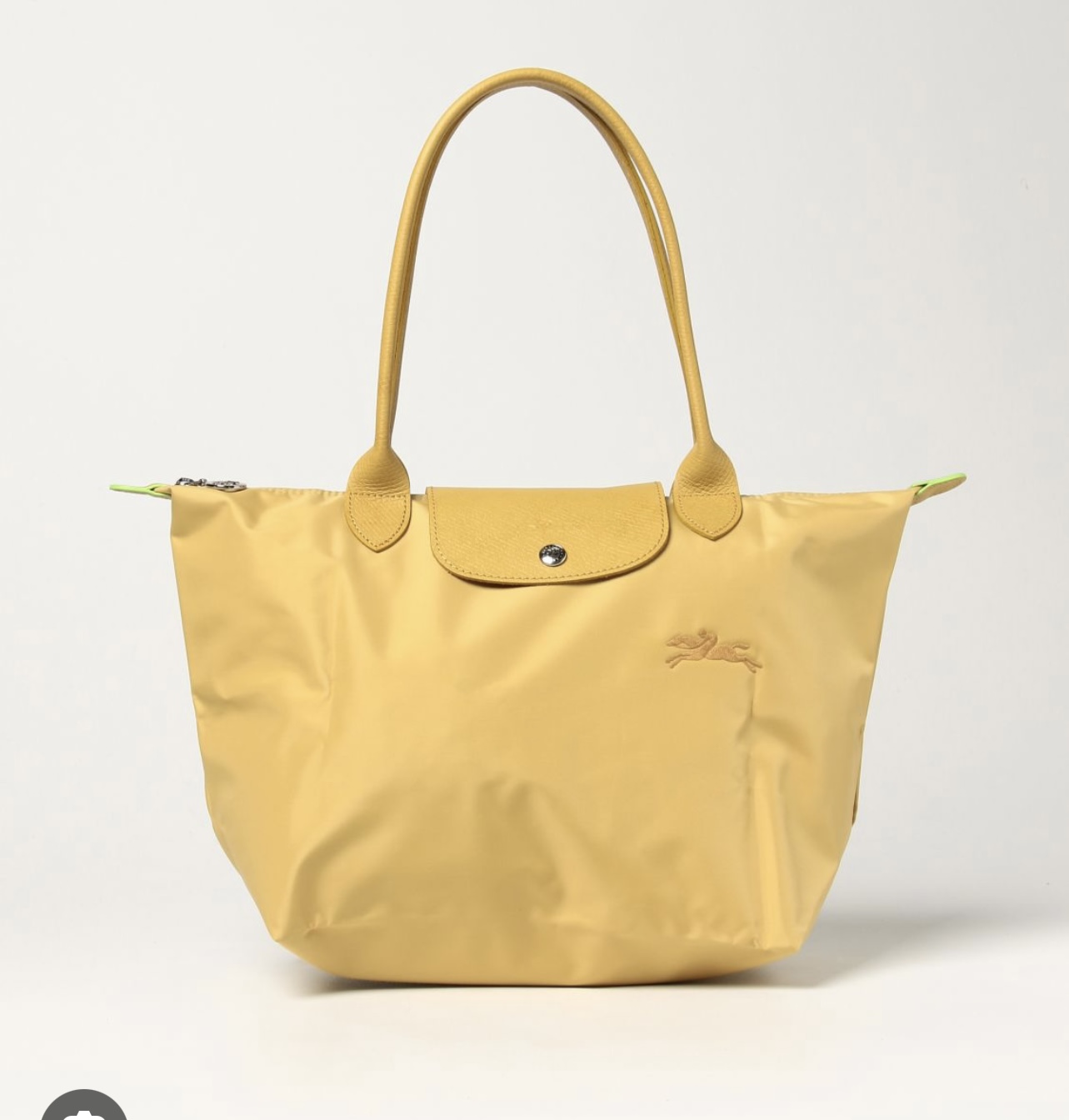 Longchamp Le Pilage  thumbnail