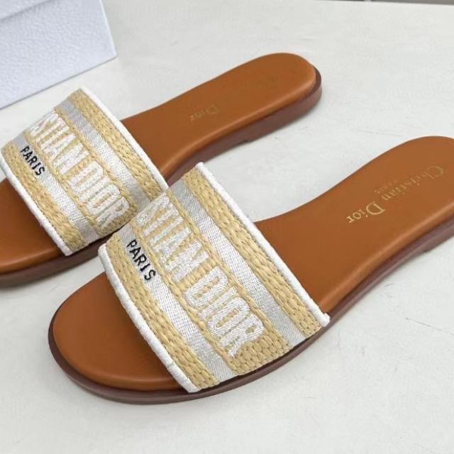Dior Slides  thumbnail
