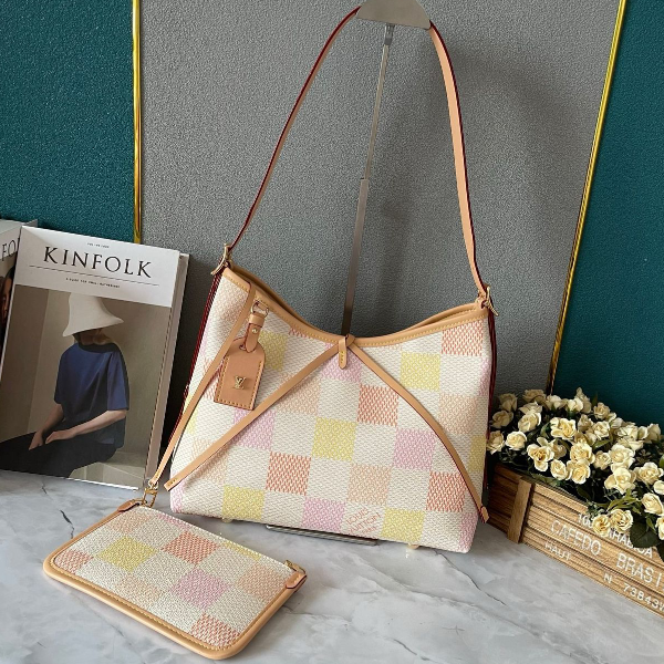 LV carryall  thumbnail