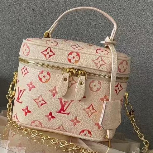 LV Makeup Bag thumbnail