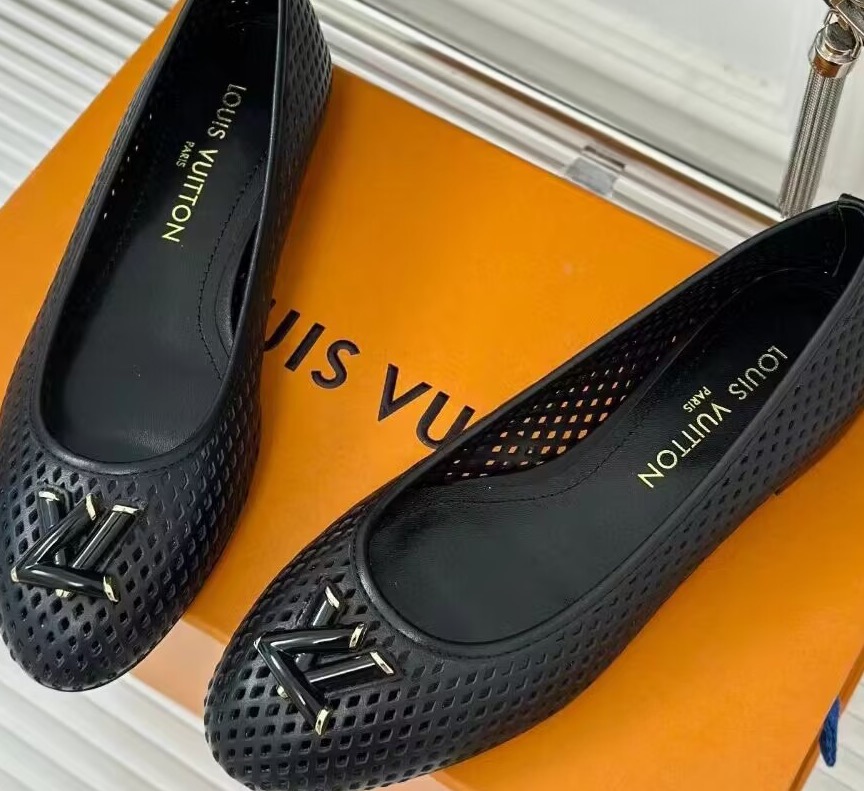 LV Ballet Flat thumbnail