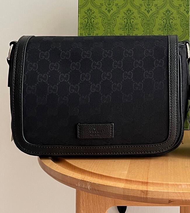 Gucci Flap thumbnail