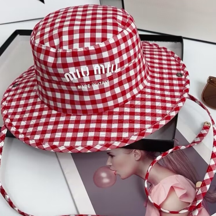 Miu Miu Bucket Hat thumbnail