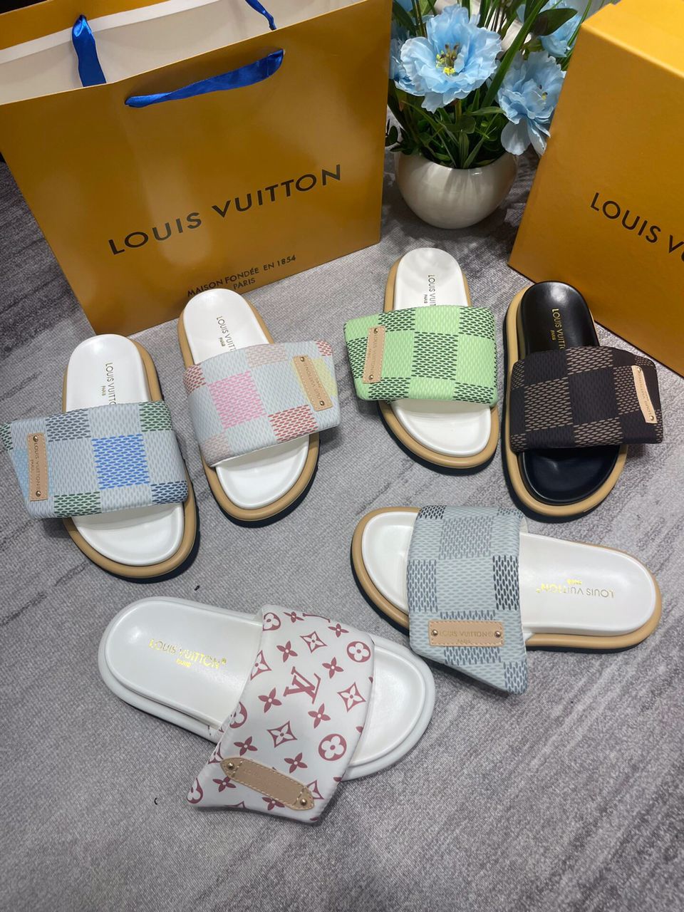 LV Pillow Flap Slides  thumbnail