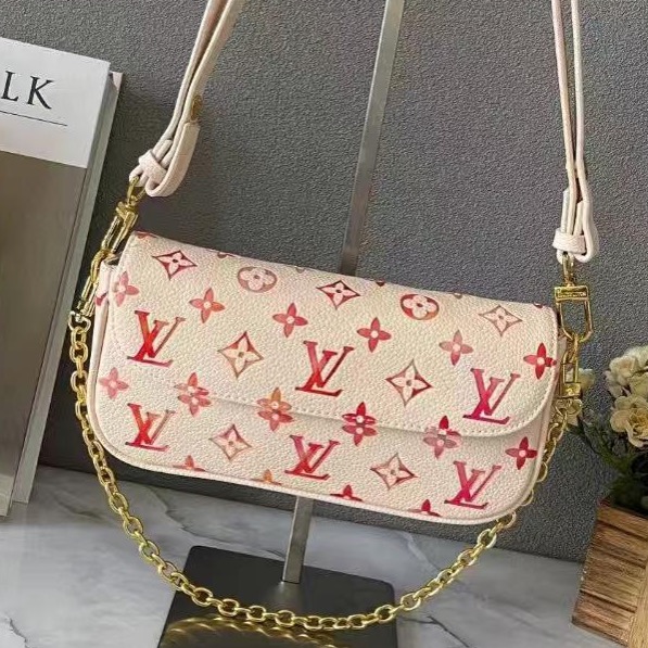 LV Small Flap thumbnail