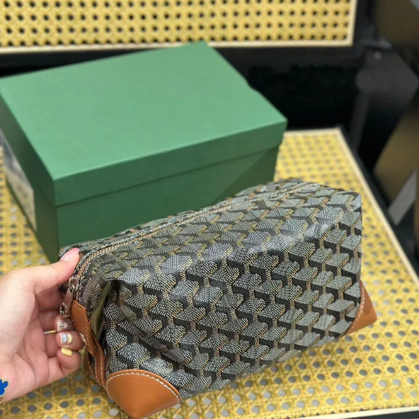 Goyard Toiletry Bag  thumbnail
