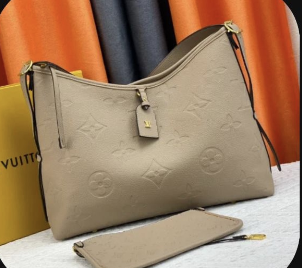 LV carryall (Smaller of the 2)  thumbnail