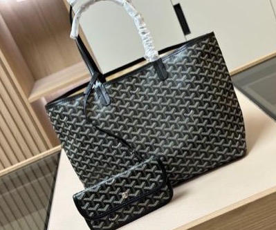 Goyard Tote  thumbnail