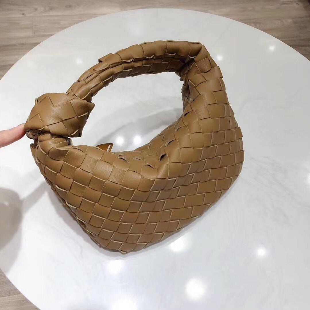 Bottega Jodie (low quality)  thumbnail