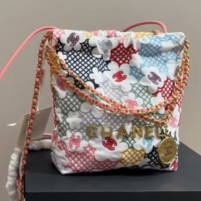 Chanel Bucket thumbnail