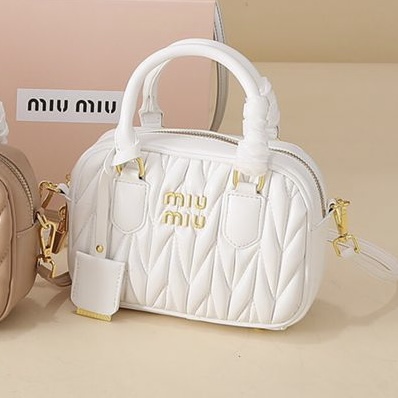 Miu Miu  thumbnail