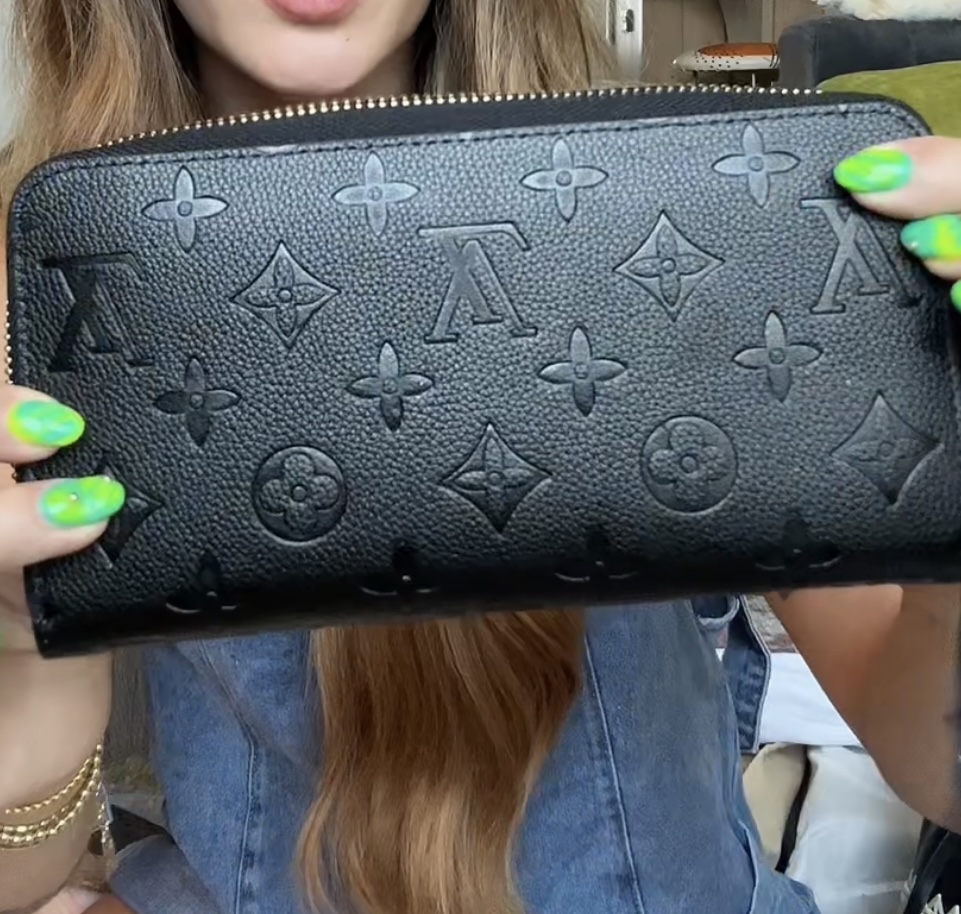 LV Zipper wallet  thumbnail